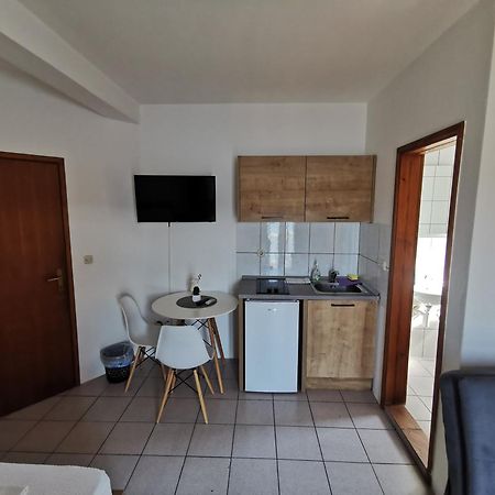 Apartmani Lezenic M Neum Exterior photo